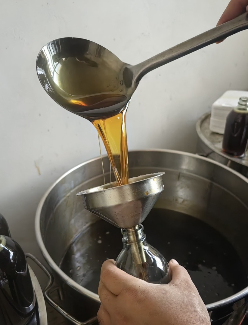 安徽芝麻油农家自榨香味十足品质优良欢迎视频看货选购