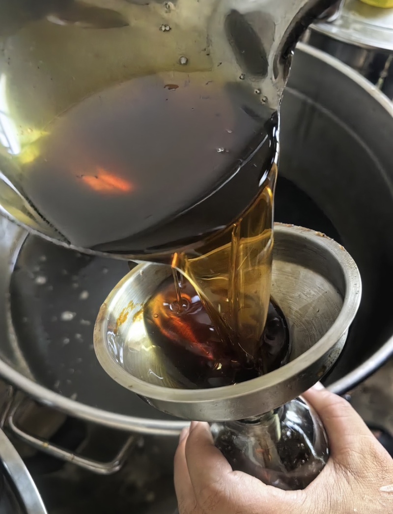 安徽芝麻油农家自榨香味十足品质优良欢迎视频看货选购
