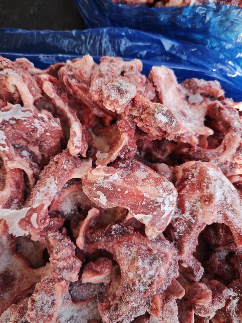 舌根肉