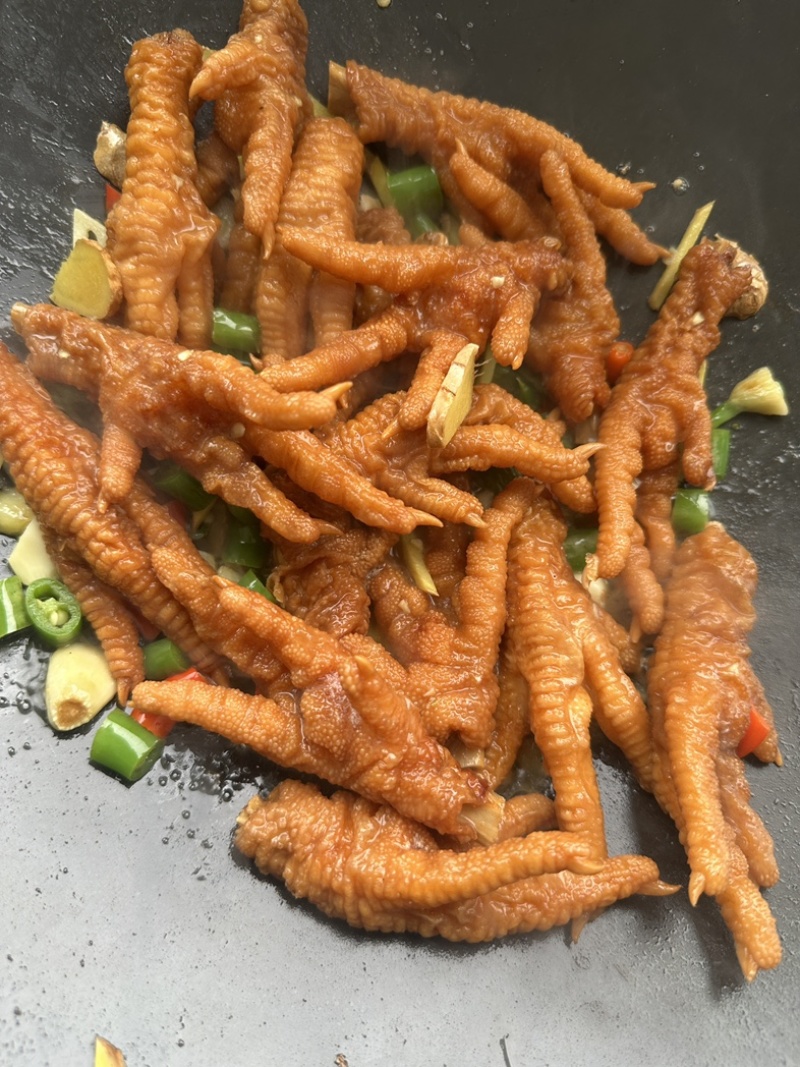 先炸后卤纯干货五香卤爪商超农贸批发熟食卤菜地摊**