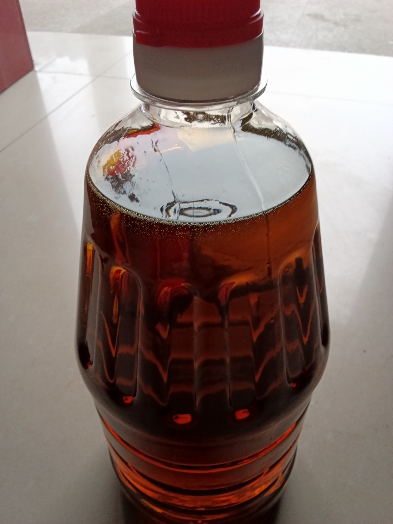 家有优质浓香菜籽油，厂家直发，欢迎各位老板咨询采购