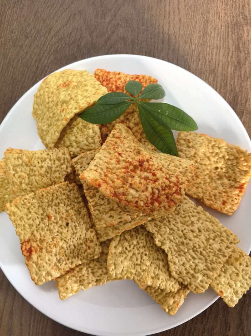 河北休闲散装膨化食品，精品苦荞片，全国批发厂家直销