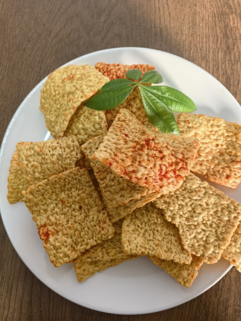 河北休闲散装膨化食品，精品苦荞片，全国批发厂家直销