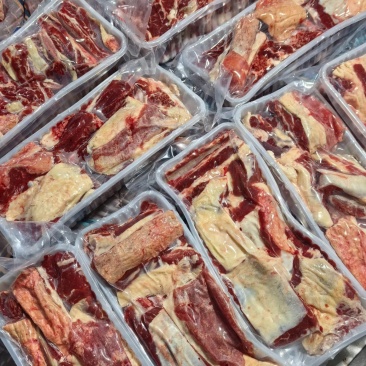 本地牛黄膘牛排薄黄膘五斤真空包装有长期稳定供应能