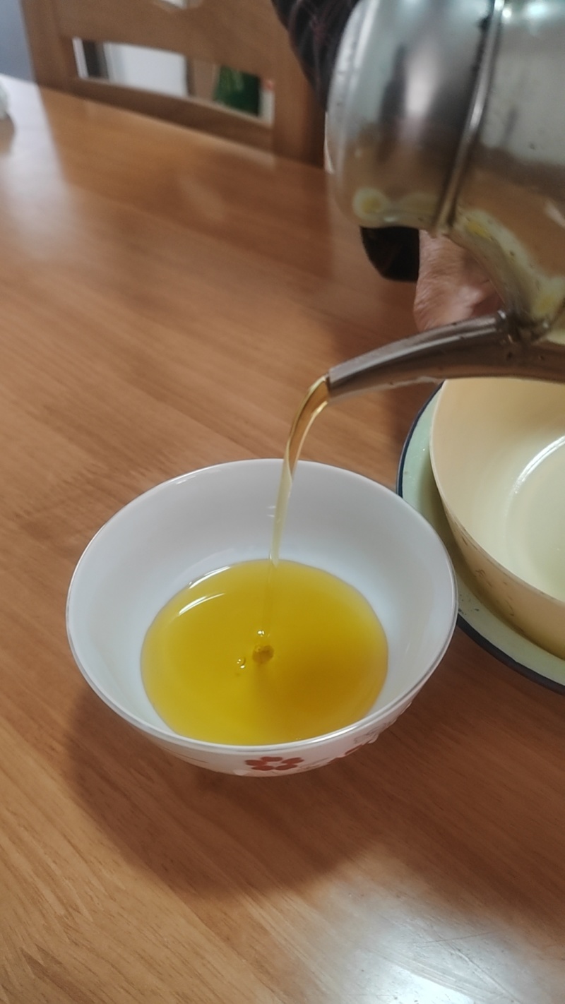 自家山茶油数量不多只有百十斤不走电商散户能一次包圆的联系