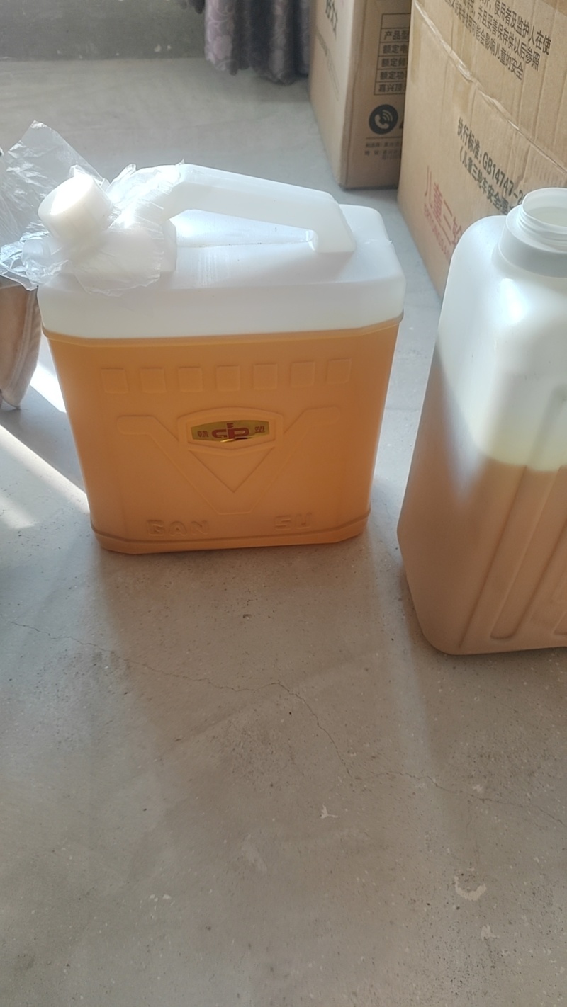 自家山茶油数量不多只有百十斤不走电商散户能一次包圆的联系