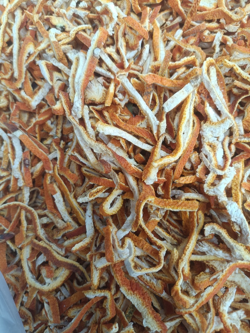 过检漂亮无硫陈皮丝，陈皮个，各种规格都有大货，需要的联系