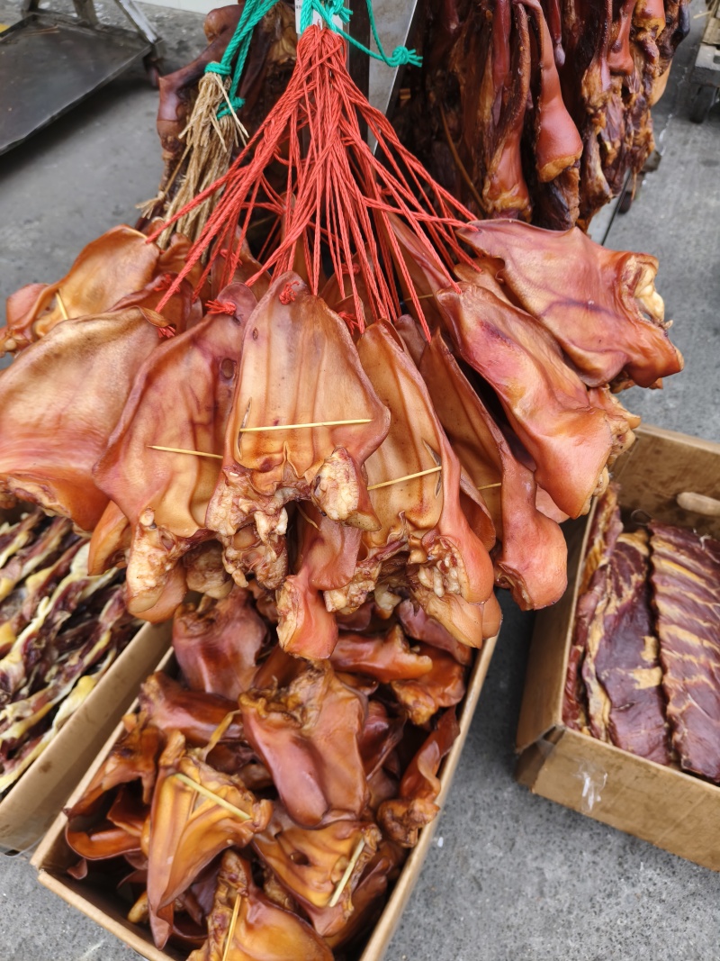 2025当季热卖火爆小猪排，中方，各种腊肉，香肠