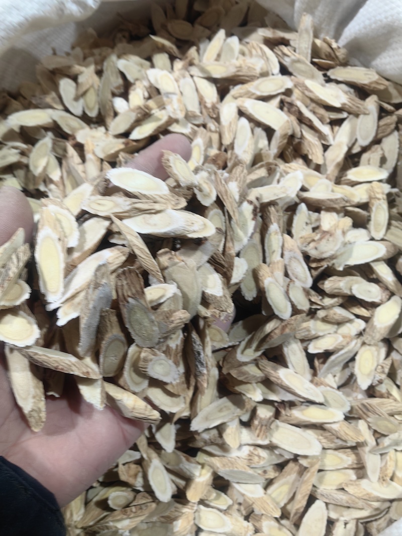 【产地直供】甘肃道地药材黄芪片高品质精选黄芪片量大从优