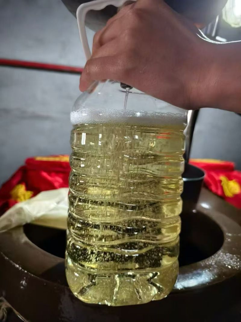 酱香型白酒散酒