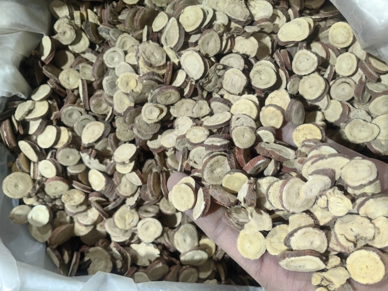【产地直供】红皮甘草片，精选高含量甘草片，量大从优。