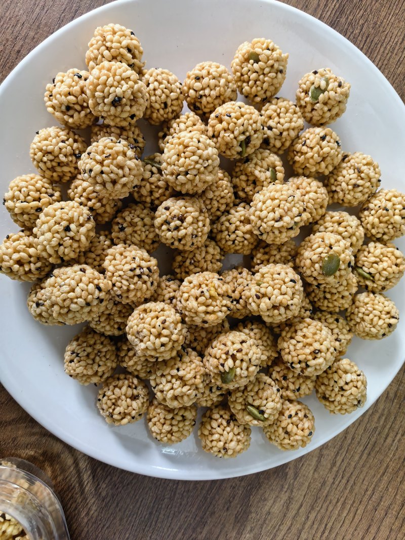 河北膨化食品，散装一件净重十斤，山药荞麦球地摊**网红爆