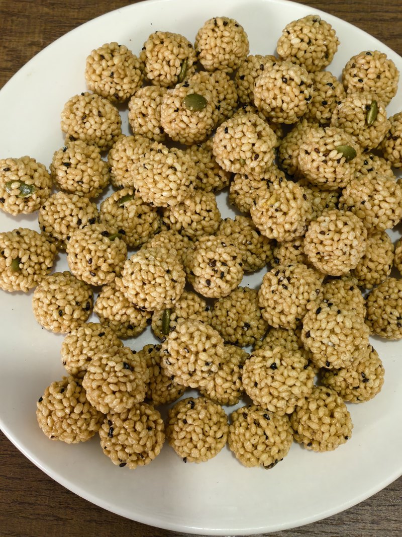 河北膨化食品，散装一件净重十斤，山药荞麦球地摊**网红爆