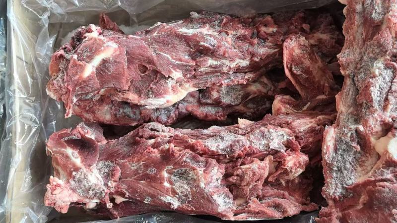多肉牛脖骨