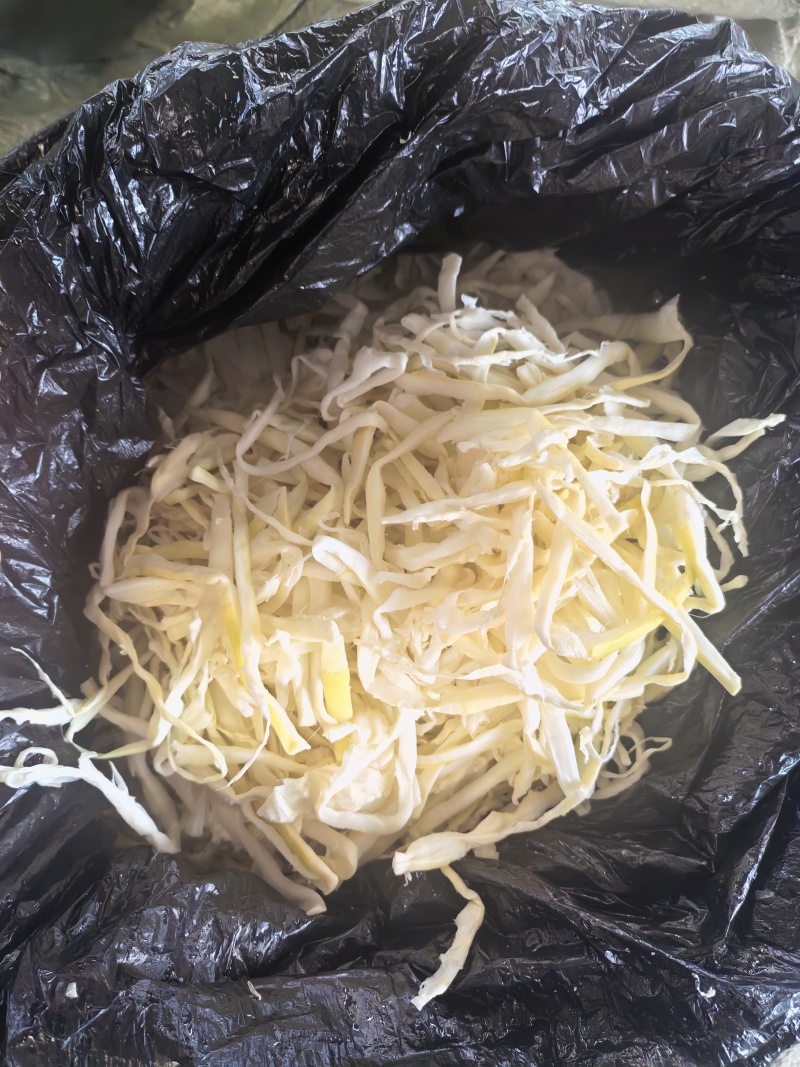 凉拌手撕笋丝，麻竹笋尖，常年有货，实力雄厚，欢迎骚扰
