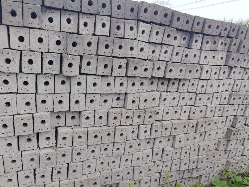 山东建筑立柱葡萄架猕猴桃架，厂家直供配件齐全，常年供应