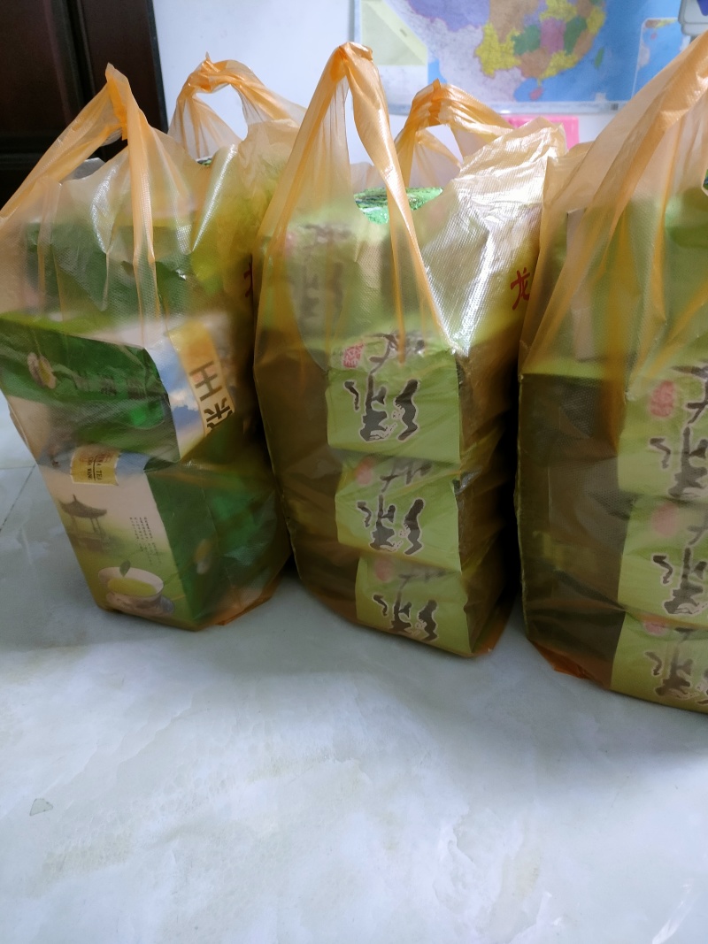 土冬蜂蜜，野生冬蜂蜜，***鸭脚木冬蜜白叶单枞蜜兰香