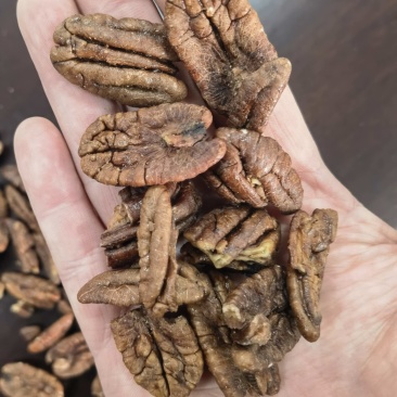 碧根果仁奶香味无壳纯果仁