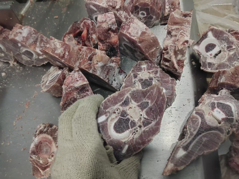 国产满肉牛犊脖骨