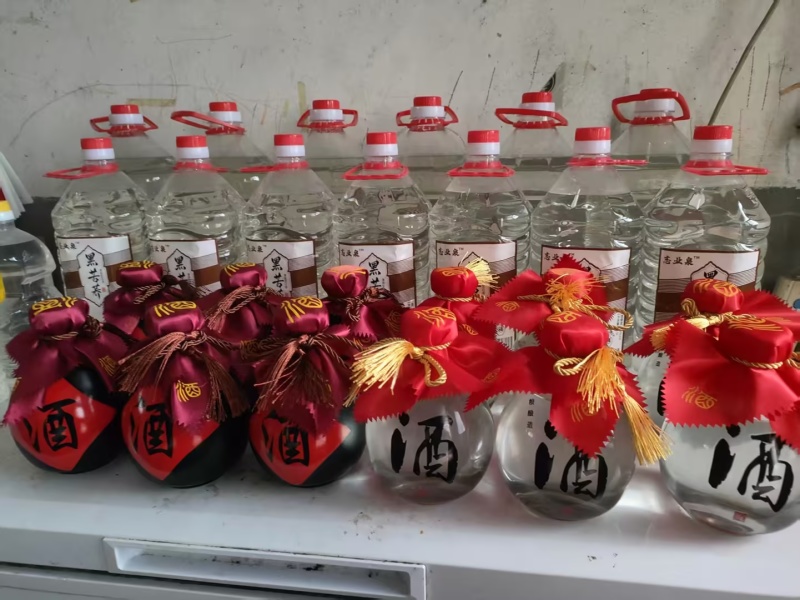 苦荞酒厂家直发传统酿造批发零售，欢迎联系，量大优惠