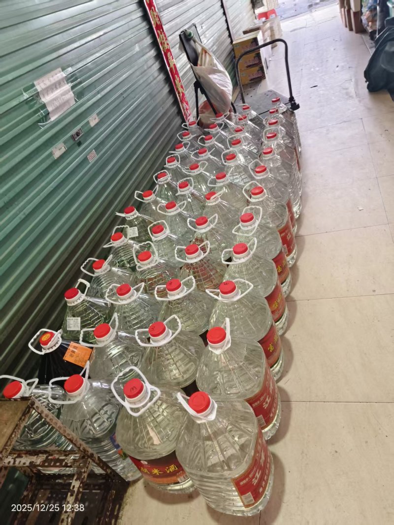 纯粮酒全国发货，今天需要配送的几千斤纯粮酒