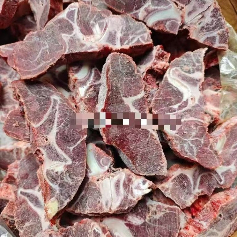 满肉牛脖骨