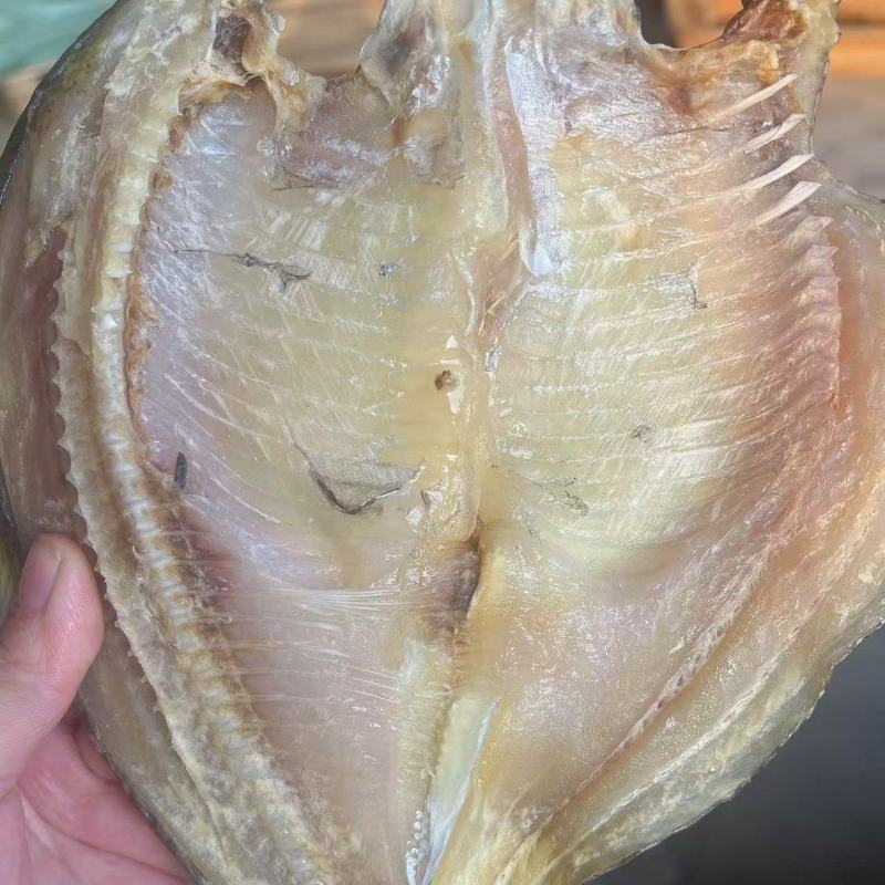 开边鳊鱼地摊电商批发开边鳊鱼无头鱼干干鱼