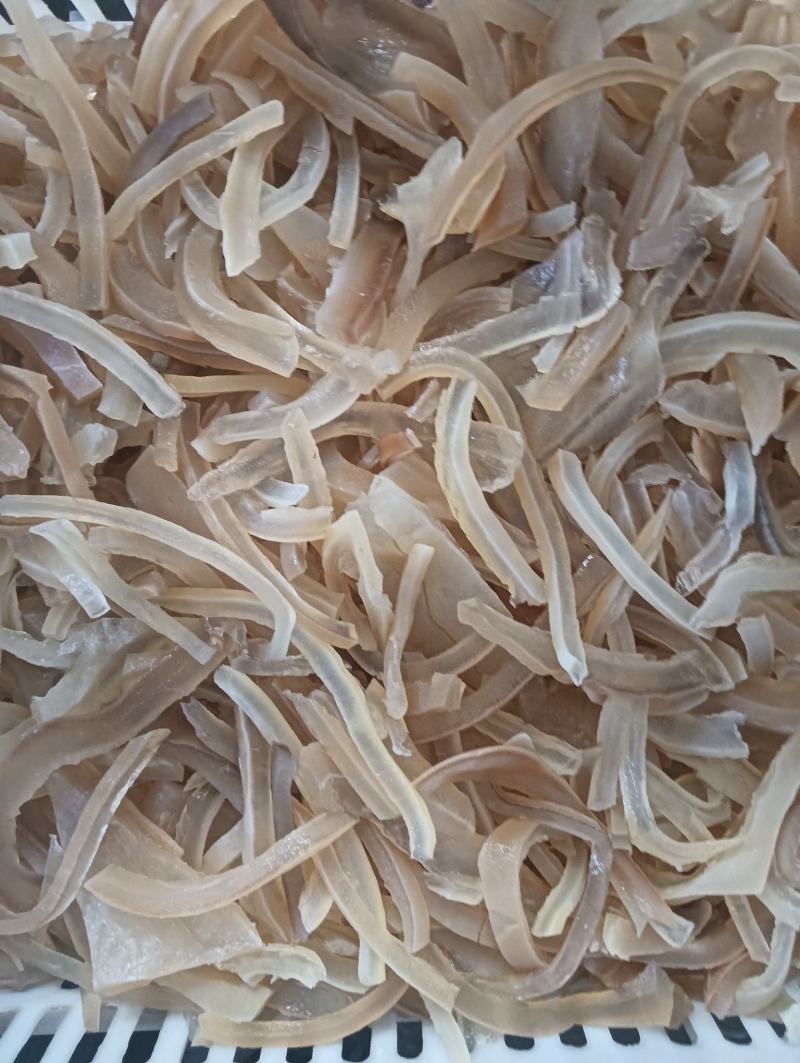 牛皮，加工成品牛皮丝，一件起发，量大从优，长年有货。