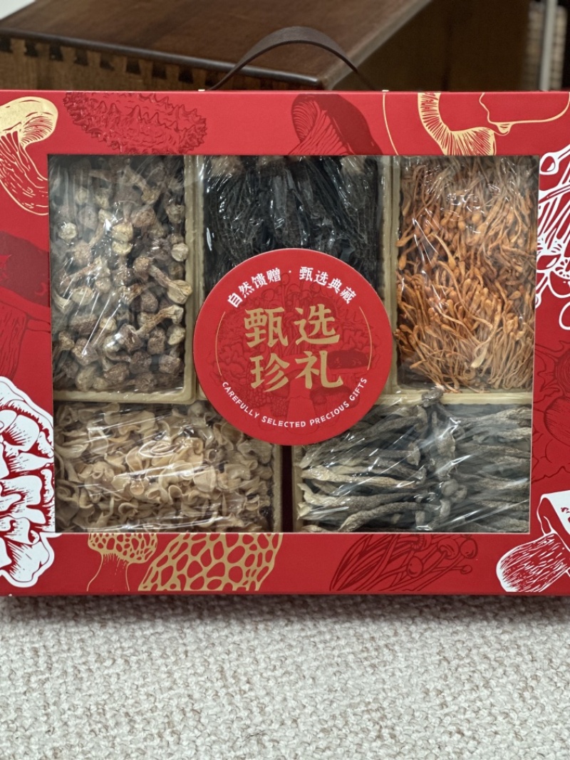 食用菌干货大礼包产地直销保质保量有需要的老板及时联系