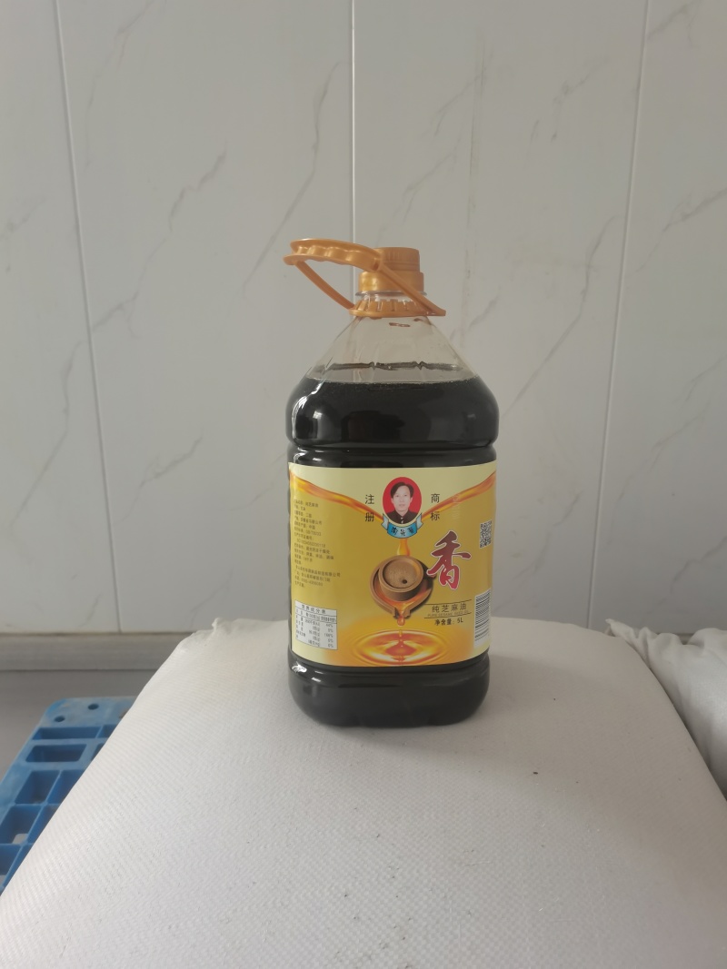 【小磨香油】纯正芝麻油小磨香油厂家直发保质保量可视频看货