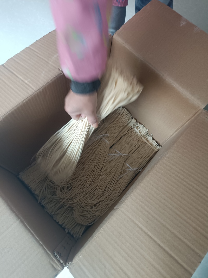 深山农村手工土挂面70一箱直批5斤装！传统手工，现做现发
