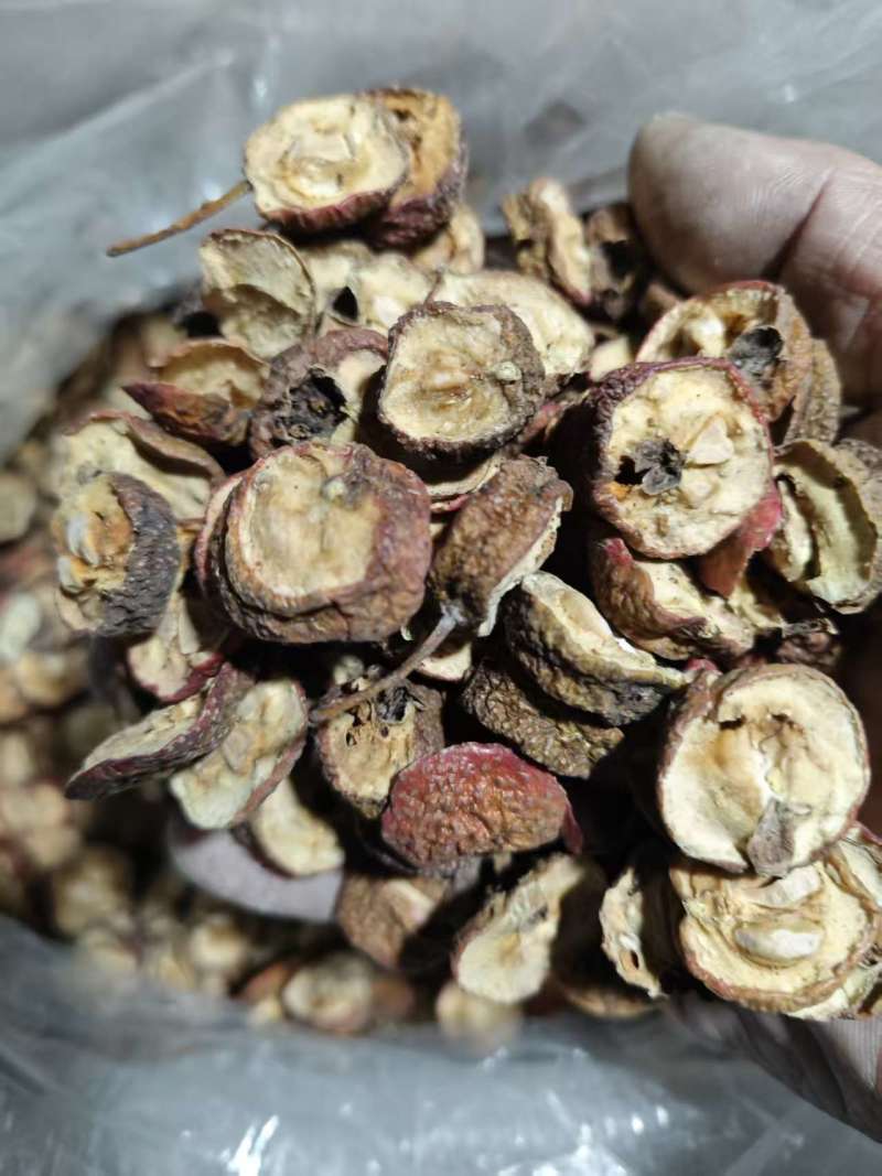 去年的带籽山楂干，价格便宜，货色也不错，有需要的联系我