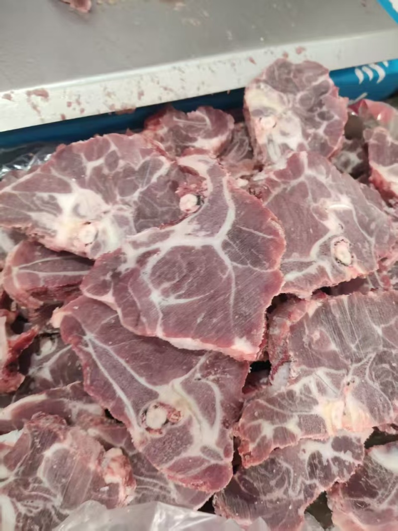 国产满肉猪颈骨