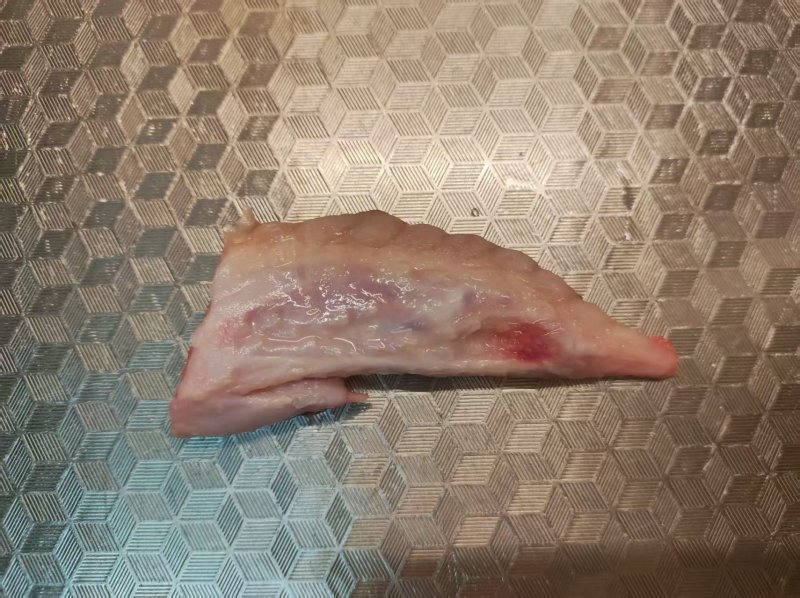 智利进口鸡翅尖，量大价优，精品货，近期生产清关完税