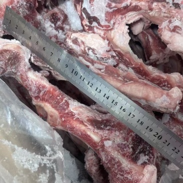 带肉熬汤羊胯骨