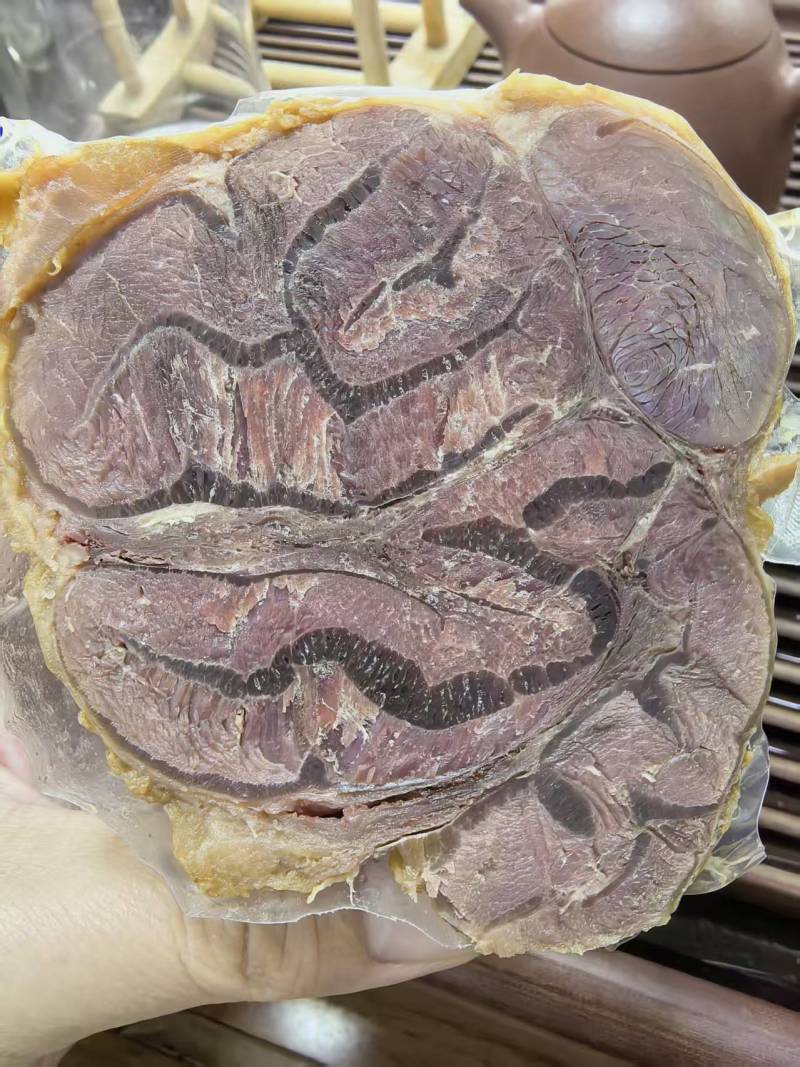 【熟牛肉】五香熟牛花腱，带筋多，块头大，真空独立包装
