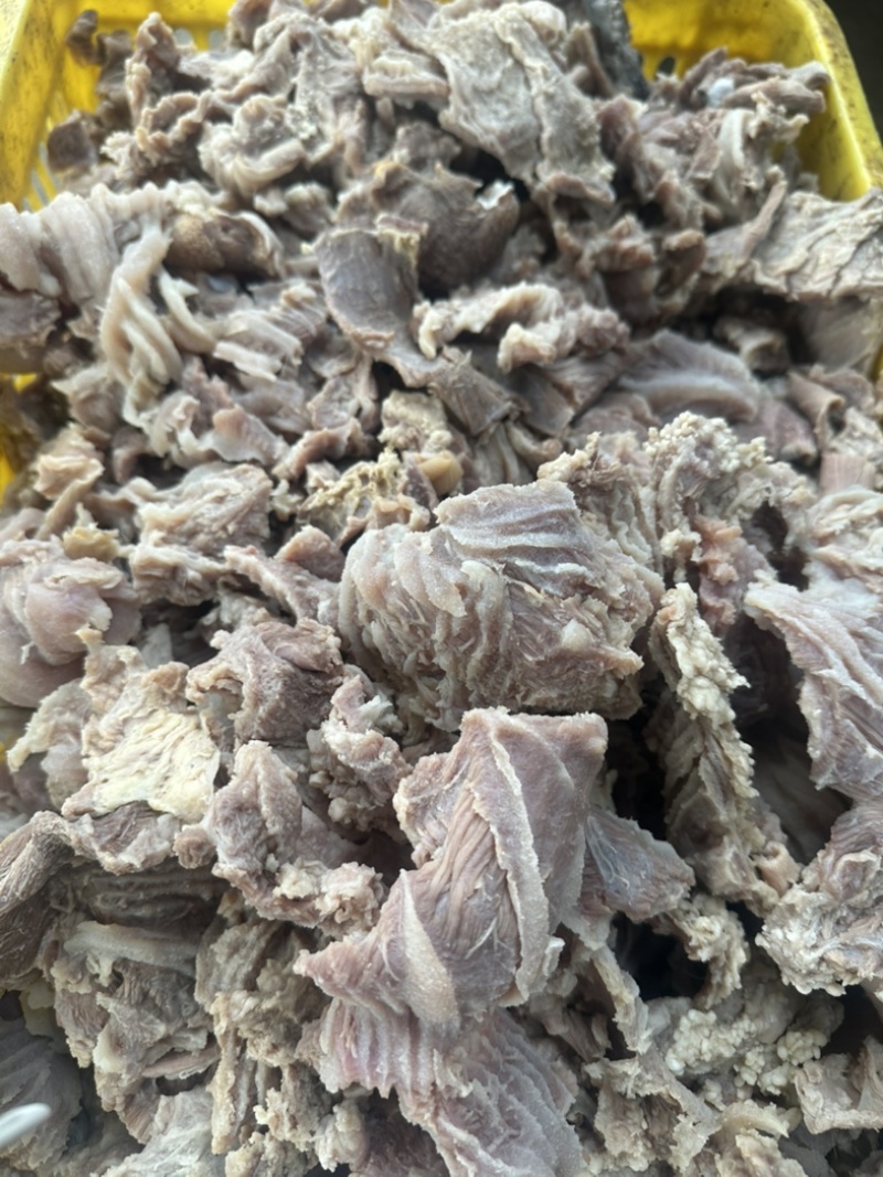 精修牛头腩，头肉，嘴乂肉，新鲜大量货