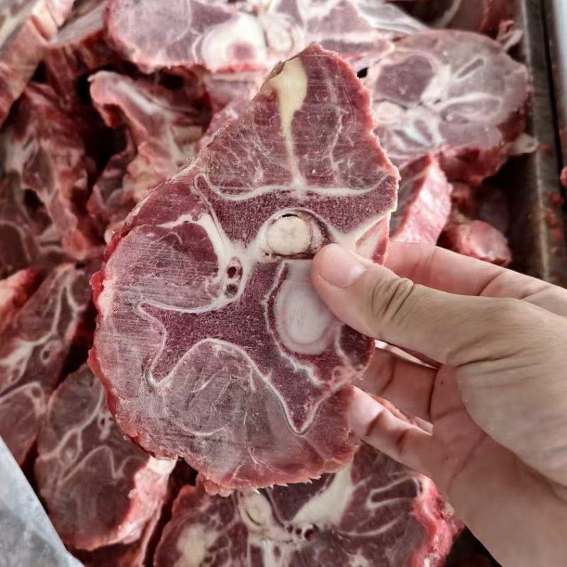 科尔沁满肉牛脖骨