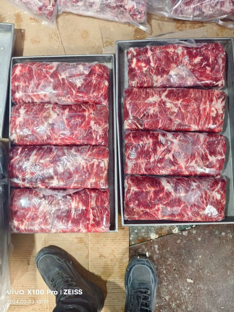 纯干牛碎肉，瘦度高，各种比例都可定做，欢迎定价咨询