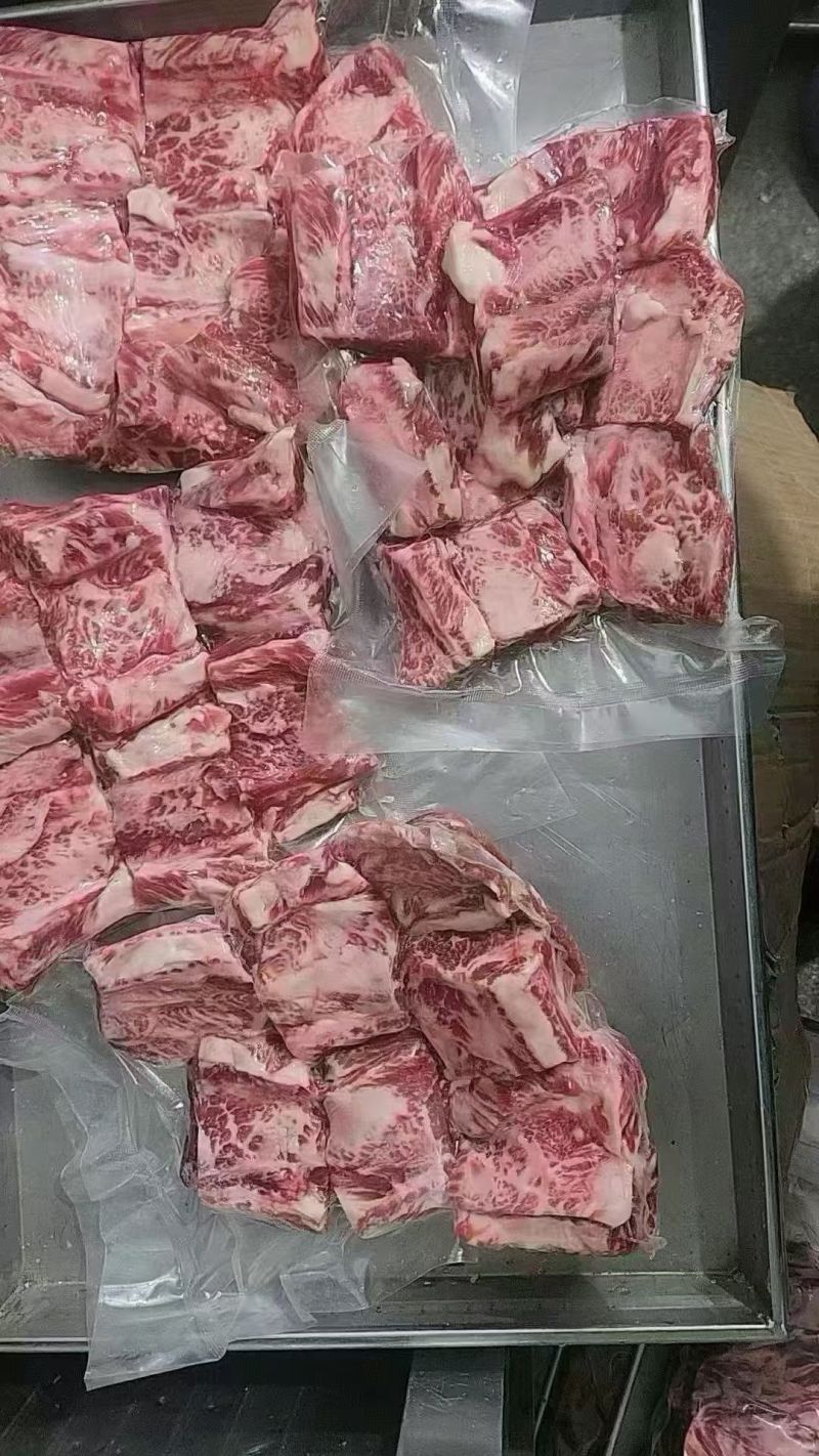 谷饲雪花牛肉块，雪花上脑边定制二斤包装限量款