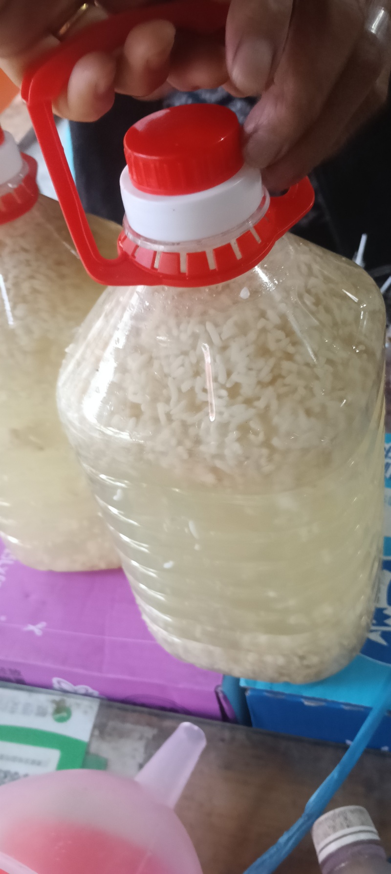 自酿三滩客家糯米甜酒又称醪糟、酒酿，是我国流传的