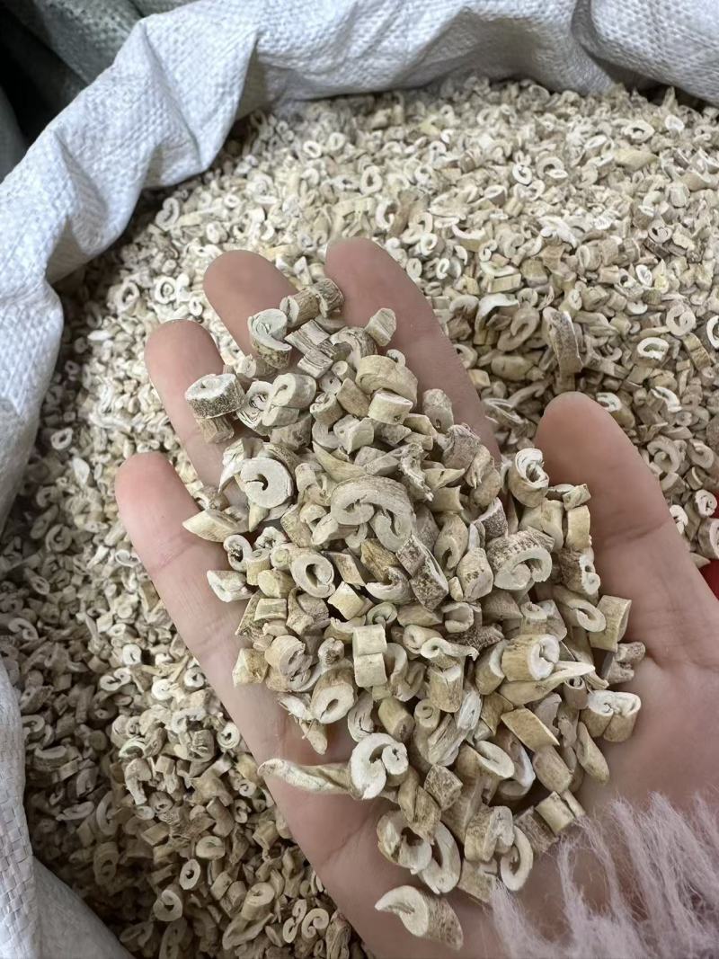 白鲜皮产地直供量大从优价格可谈优质货源