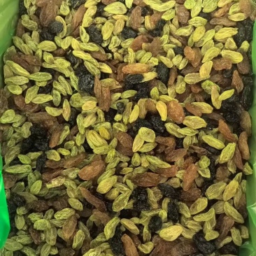 三色葡萄干正宗新疆吐鲁番三色葡萄干三种混合葡萄干