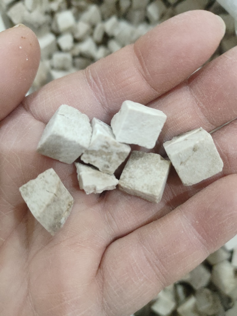 茯苓，无硫磺，无农残质量保证，品质保证各种规格，批发零售