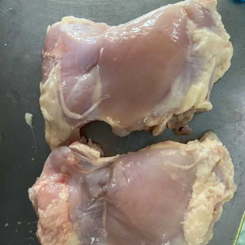 去皮去骨鸡腿肉（140克）
