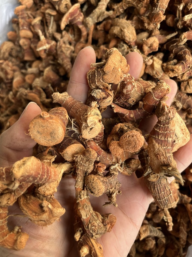 良姜个新货水洗，97干中个头无虫口过风过筛，颜色好