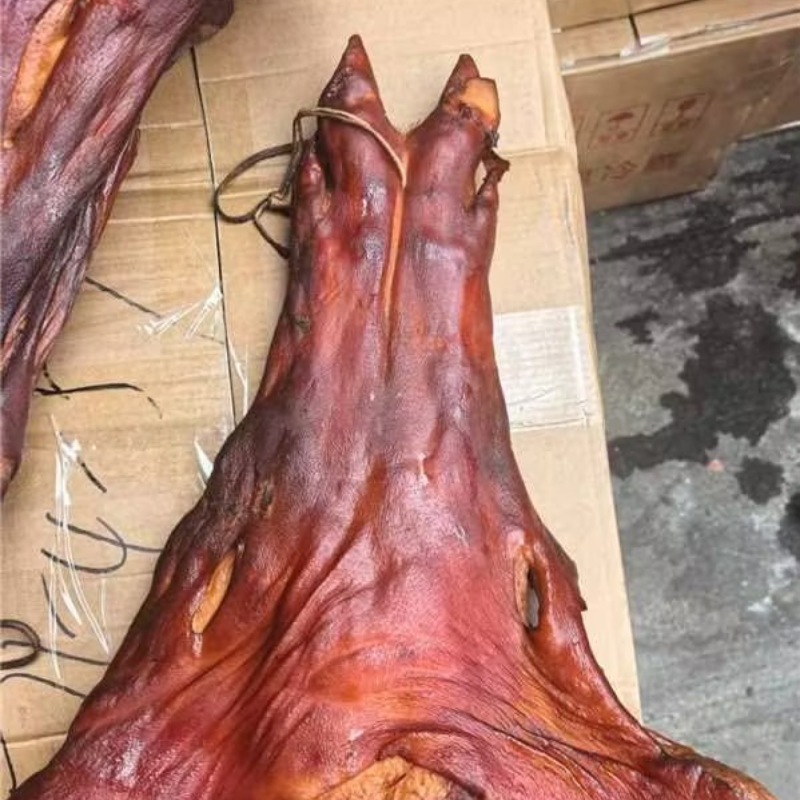 四川精品【熟食猪蹄】腊猪脚/诚信经营/欢迎下单