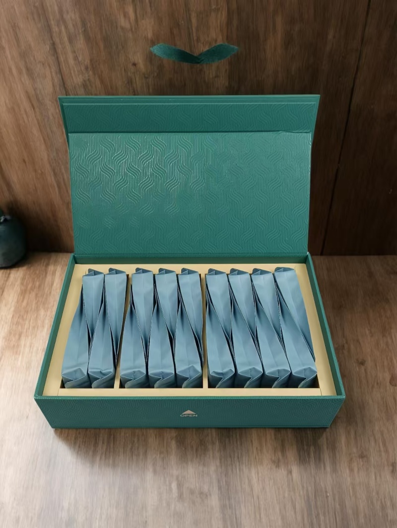 花香水仙，兰底花香，茶汤醇厚回甘显