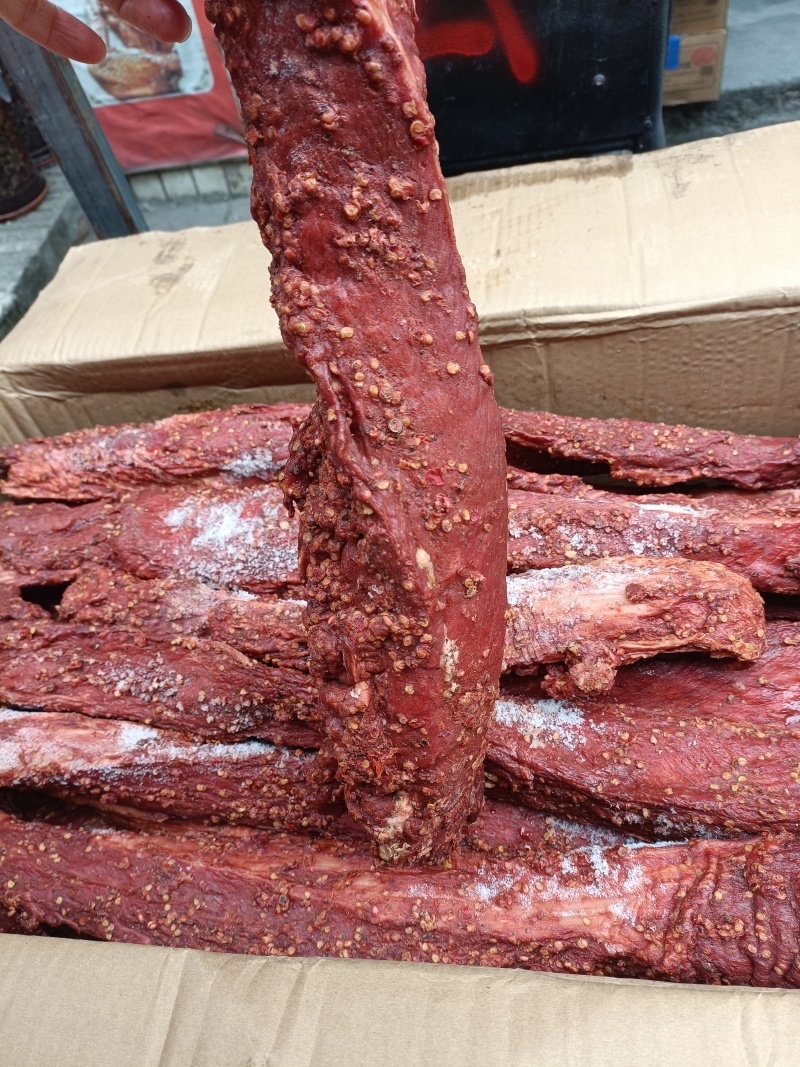 麻辣大块肉四川特色风味猪肉干手撕麻辣纯瘦肉