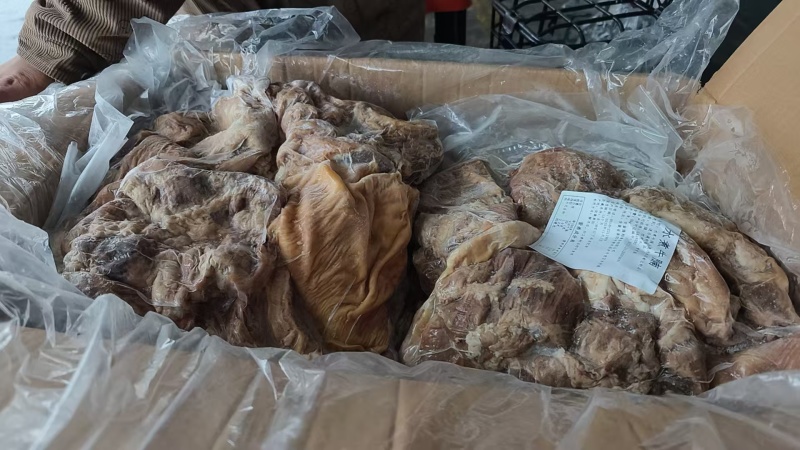 水煮熟牛腩，块大，瘦度高，牛肉面馆，火锅合适